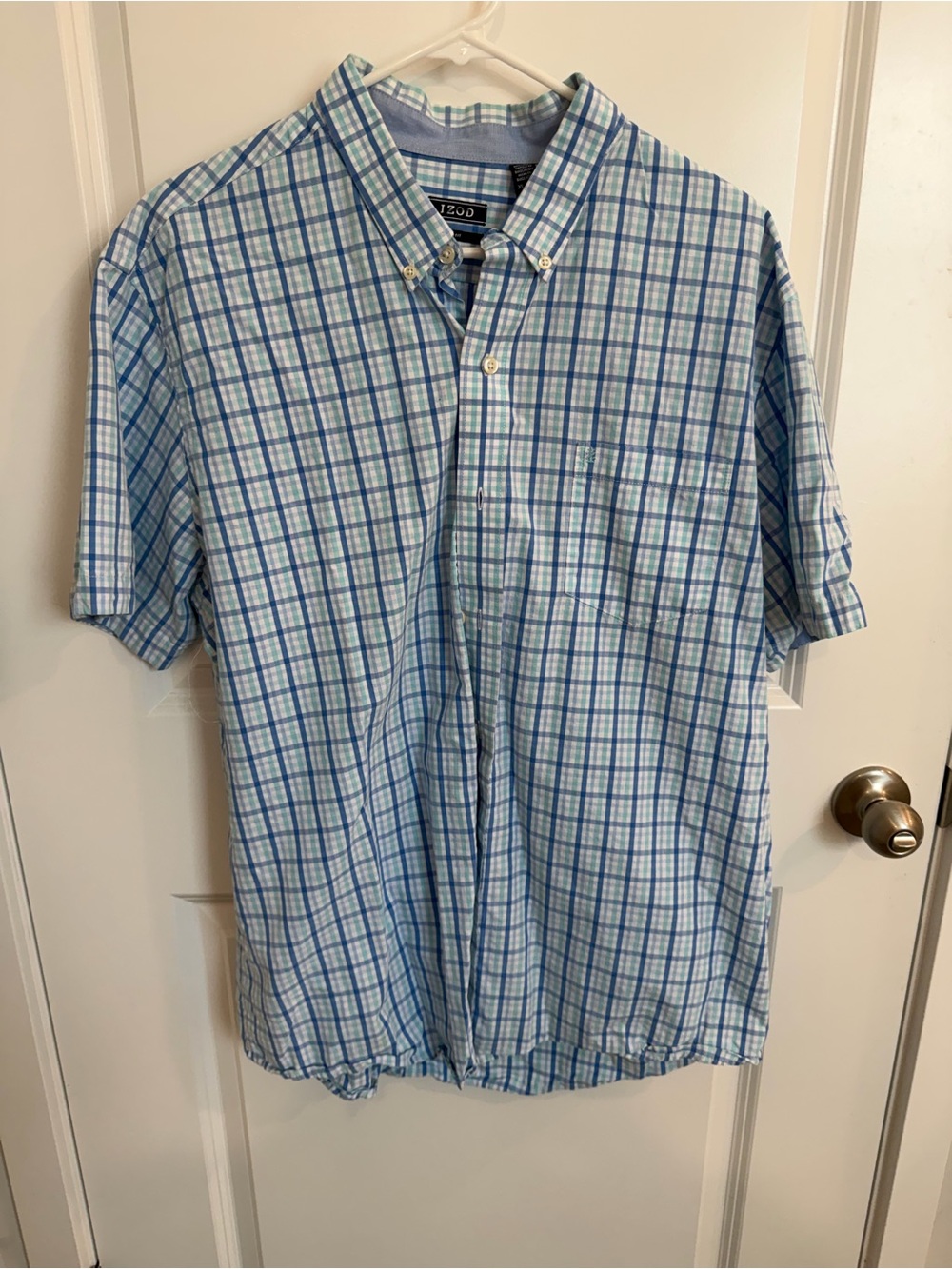 Izod Men’s Light Blue and Navy Plaid Short-Sleeve Button-Down Shirt